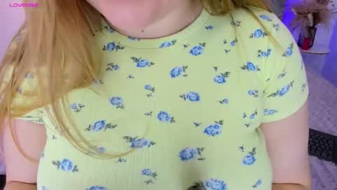 Snapshot of ashleyjonse chatting on 02/26/26, 06:34 AshleyJonse online show from 02/26/26, 06:34