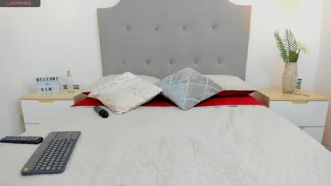 Snapshot of ashleyknightt chatting on 12/03/24, 06:17 Ashley knight online show from 12/03/24, 06:17