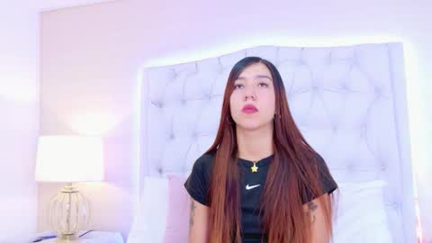 AshleyRoberh online show from 12/02/25, 07:20