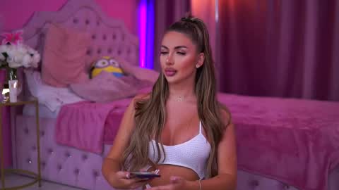 Ashley online show from 03/06/25, 08:16