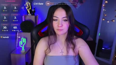 Snapshot of ashleyskott chatting on 02/24/25, 10:26 Ashley online show from 02/24/25, 10:26