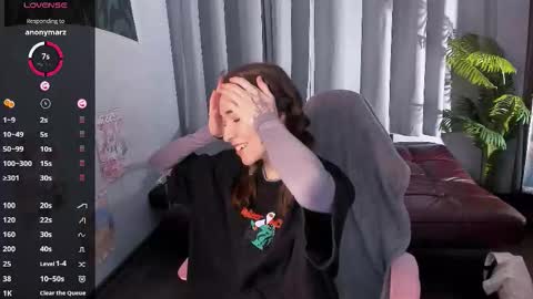 Ashley online show from 11/30/25, 01:04