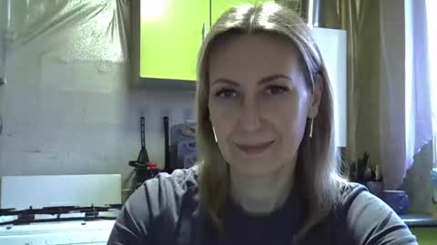 Snapshot of ashleyxhoney chatting on 12/17/25, 07:36 AshleyXHoney online show from 12/17/25, 07:36