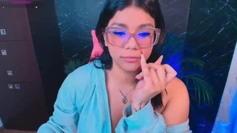 Ashleyy18   online show from 11/03/25, 10:32