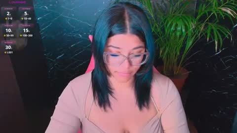 Ashleyy18   online show from 02/08/26, 12:25