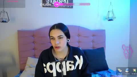 Snapshot of ashleyy_ls chatting on 02/27/25, 03:47 kylie online show from 02/27/25, 03:47