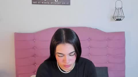 Snapshot of ashleyy_ls chatting on 09/23/25, 03:20 kylie online show from 09/23/25, 03:20