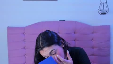 Snapshot of ashleyy_ls chatting on 10/15/25, 02:22 kylie online show from 10/15/25, 02:22
