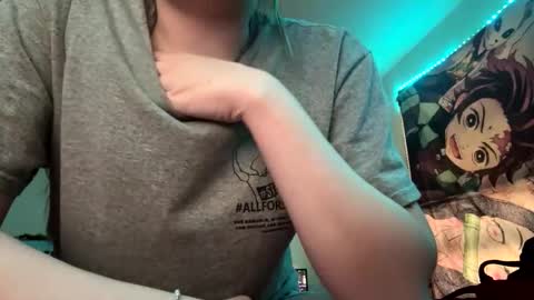 ashleyynicholee online show from 10/24/25, 08:27