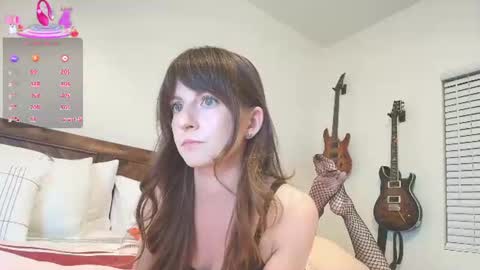 Snapshot of ashleyyylove13 chatting on 06/22/26, 04:42 Ashley Love online show from 06/22/26, 04:42