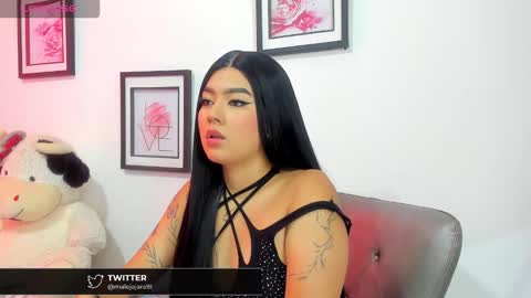 Snapshot of ashliekitty_011 chatting on 10/14/25, 07:36 Ashlie online show from 10/14/25, 07:36