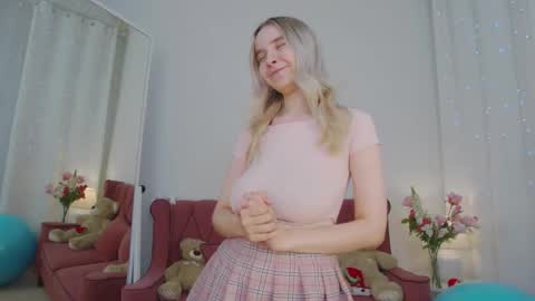 Snapshot of ashly_cherry chatting on 02/18/26, 11:06 ashly_cherry online show from 02/18/26, 11:06