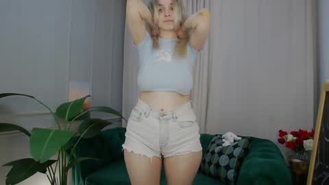 ashly_cherry online show from 04/03/26, 11:08