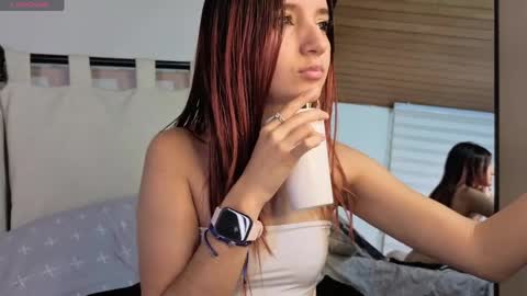 ashly_jones_ online show from 04/11/26, 08:18