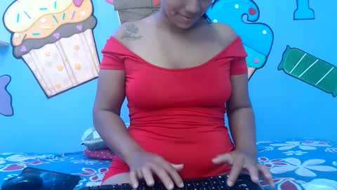 ashly online show from 10/06/25, 02:20