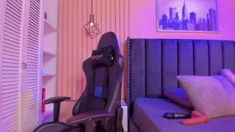 ashlye_miller_ online show from 01/12/25, 06:49