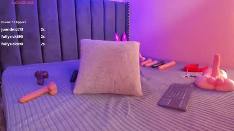 ashlye_miller_ online show from 02/18/25, 06:59