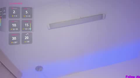 ashlye_white online show from 04/10/26, 01:55