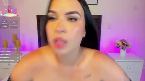 Snapshot of ashlye_white chatting on 04/25/26, 03:42 ashlye_white online show from 04/25/26, 03:42