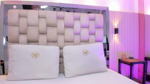 ashlyn online show from 03/11/25, 07:58