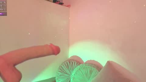 Ash  online show from 11/08/25, 07:34