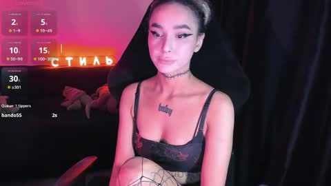 Mila online show from 04/22/26, 10:28