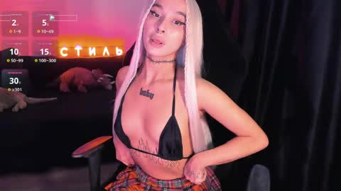 Mila online show from 05/08/26, 05:24