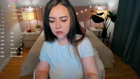 Your girlfriend online show from 10/07/25, 11:02