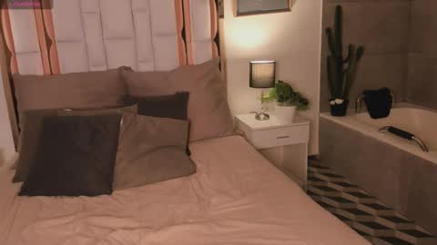 PAO   online show from 03/12/25, 07:35