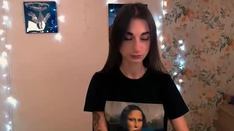 Snapshot of asia_n_ chatting on 10/30/25, 06:59 asia_n_ online show from 10/30/25, 06:59