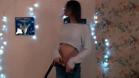 Snapshot of asia_n_ chatting on 12/02/25, 11:37 asia_n_ online show from 12/02/25, 11:37