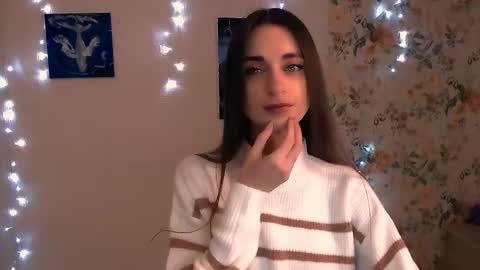 Snapshot of asia_n_ chatting on 12/22/25, 07:38 asia_n_ online show from 12/22/25, 07:38