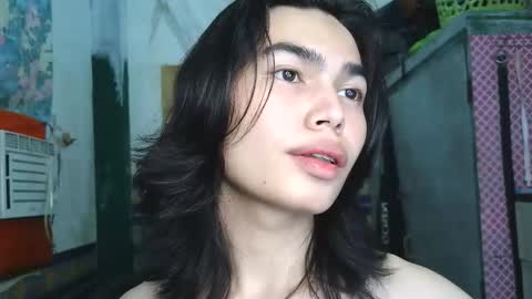 asian_babyboi online show from 04/14/26, 10:54