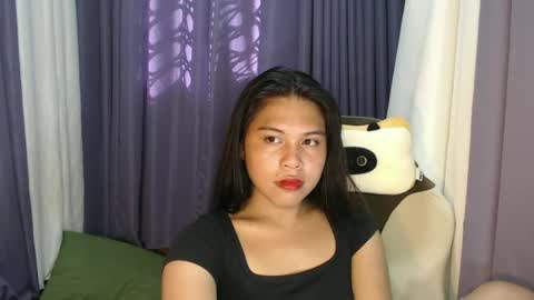 Snapshot of asian_boy_ralph143 chatting on 06/22/26, 07:05 ELLE dont forget to follow and thumbs up online show from 06/22/26, 07:05