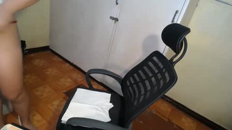 Snapshot of asian_bunnyx69 chatting on 02/25/25, 03:49 Asia online show from 02/25/25, 03:49