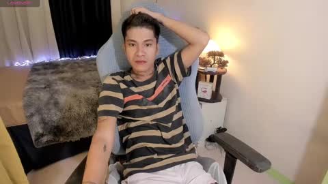Snapshot of asian_cumsawyer chatting on 01/25/25, 03:19 bigload CUM take me private show or passwordshow online show from 01/25/25, 03:19