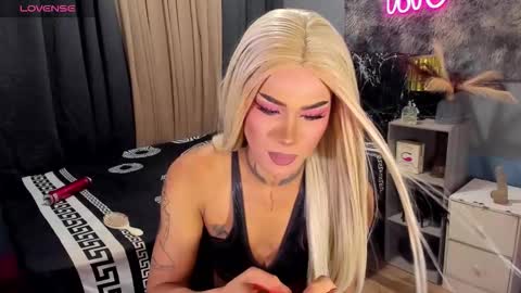 Snapshot of asian_cumsawyer chatting on 11/19/25, 06:24 bigload CUM take me private show or passwordshow online show from 11/19/25, 06:24