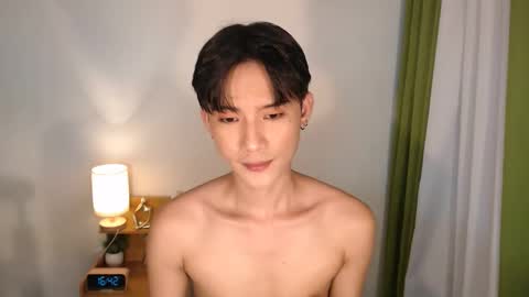 Snapshot of asian_cutiebaexx chatting on 04/24/26, 08:39 Pat online show from 04/24/26, 08:39