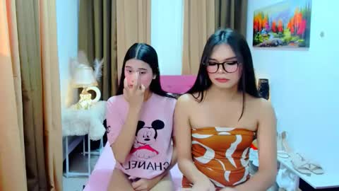 Snapshot of asian_mooreen chatting on 10/23/25, 07:18 mooreen online show from 10/23/25, 07:18