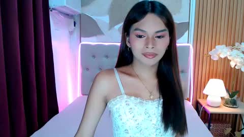 mooreen online show from 04/15/26, 09:49