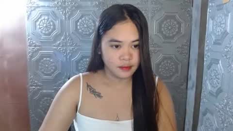 Snapshot of asian_nova chatting on 10/17/25, 06:27 asian_nova online show from 10/17/25, 06:27