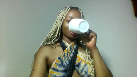 Asia online show from 12/21/25, 07:48