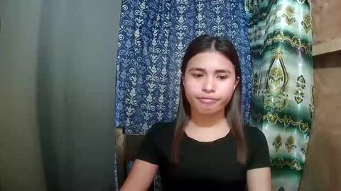 Sofia online show from 04/27/26, 06:33