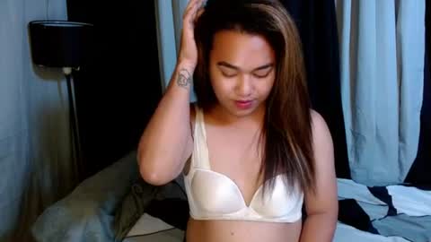 Snapshot of asian_suteishi chatting on 06/18/26, 04:55 stacey online show from 06/18/26, 04:55