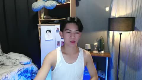 Snapshot of asian_wayne chatting on 01/22/25, 11:56 wayne online show from 01/22/25, 11:56