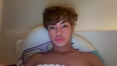 Snapshot of asianboyjerkz chatting on 06/16/26, 06:38 asianboyjerkz online show from 06/16/26, 06:38