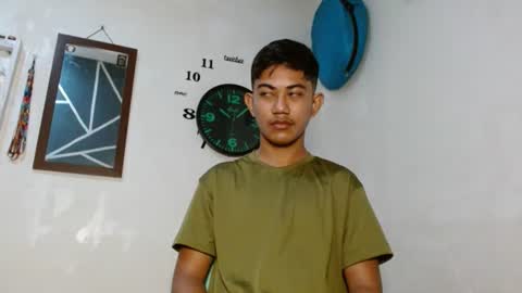 Snapshot of asiancockhero22 chatting on 10/30/25, 02:02 HERO online show from 10/30/25, 02:02