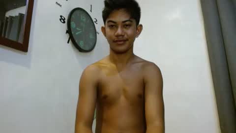 Snapshot of asiancockhero22 chatting on 01/15/26, 12:37 HERO online show from 01/15/26, 12:37