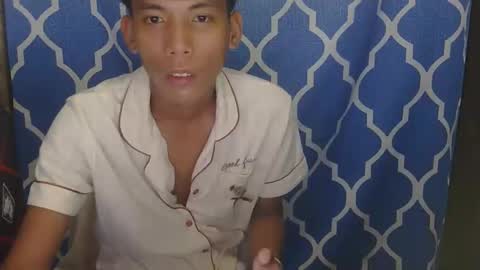 Isan online show from 04/10/26, 03:17