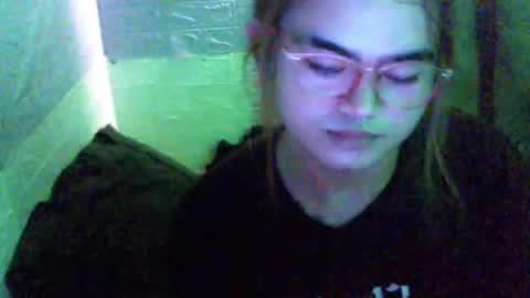 asiancum_jus online show from 04/22/26, 12:35